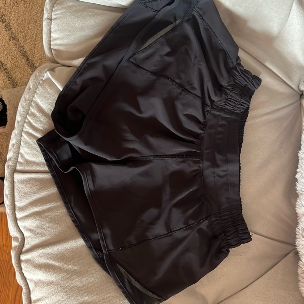 Hotty Hot Low rise lined short 2.5”